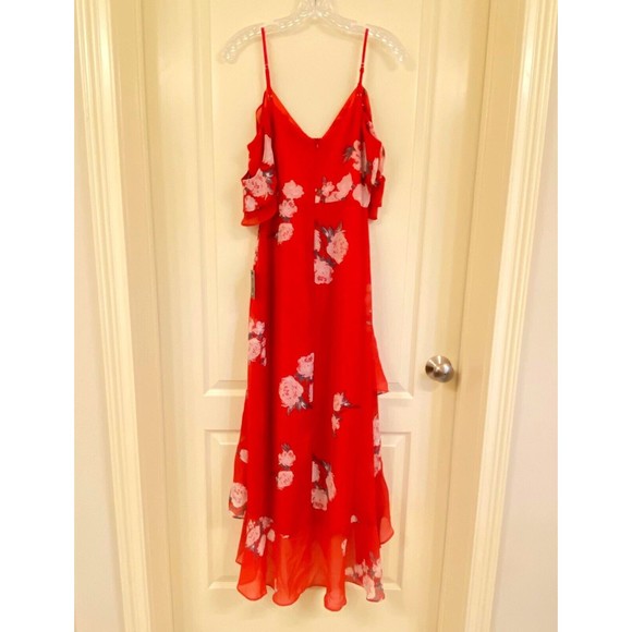 NWT LuLu’s Love in Bloom Dress Small Red Floral Print Off-the-Shoulder High-Low - Picture 5 of 11